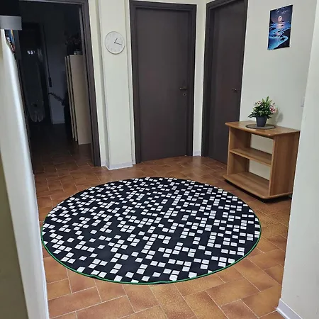 Lele *